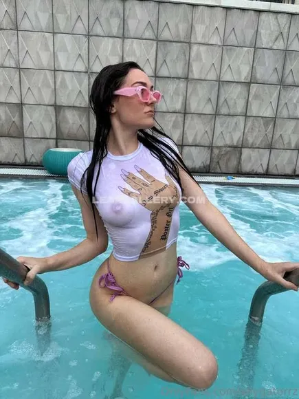 Allyhardesty Exclusive Leaked Nude Onlyfans #8384991