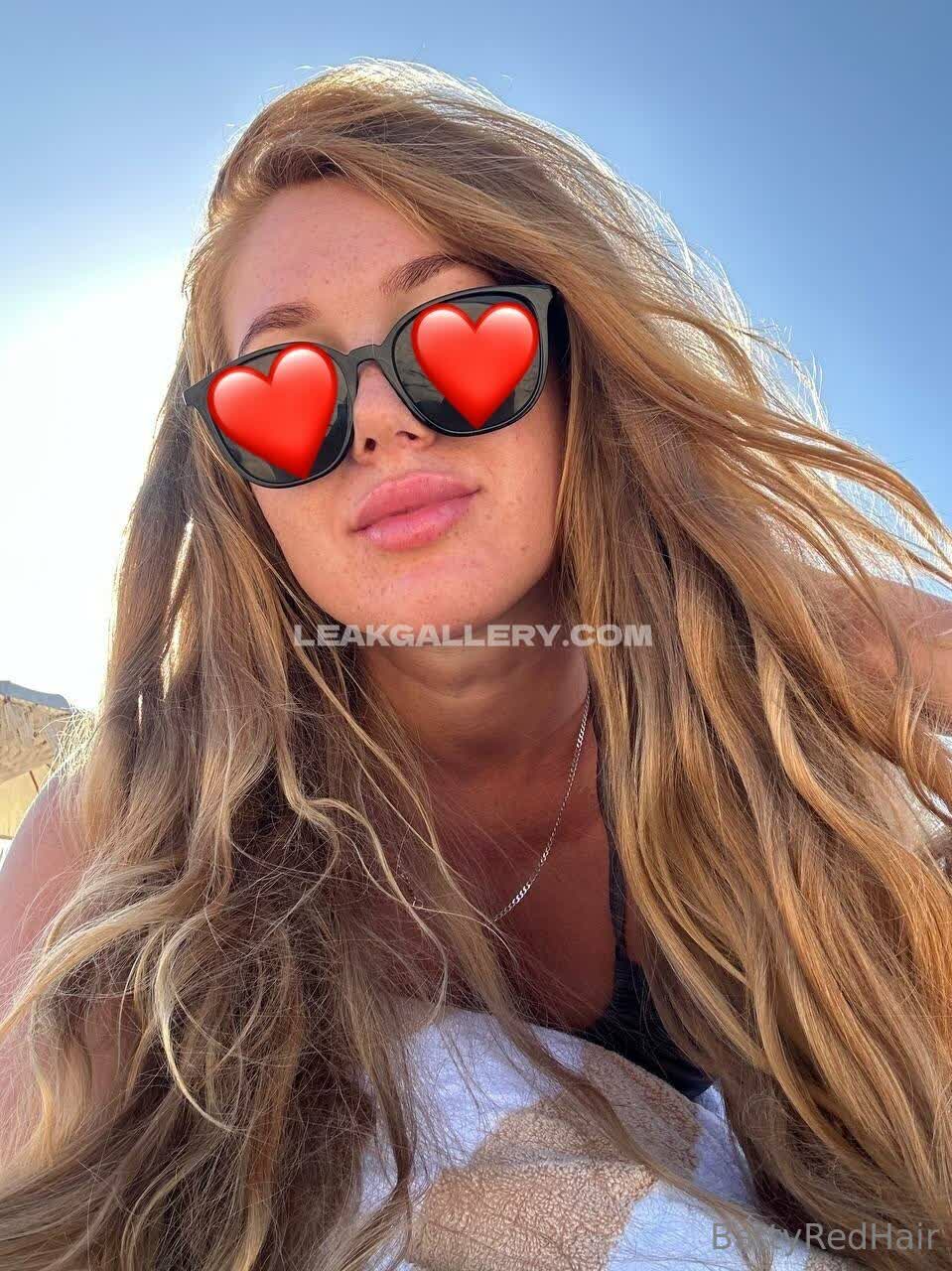 Battyredhair Exclusive Leaked Nude OnlyFans #2939339