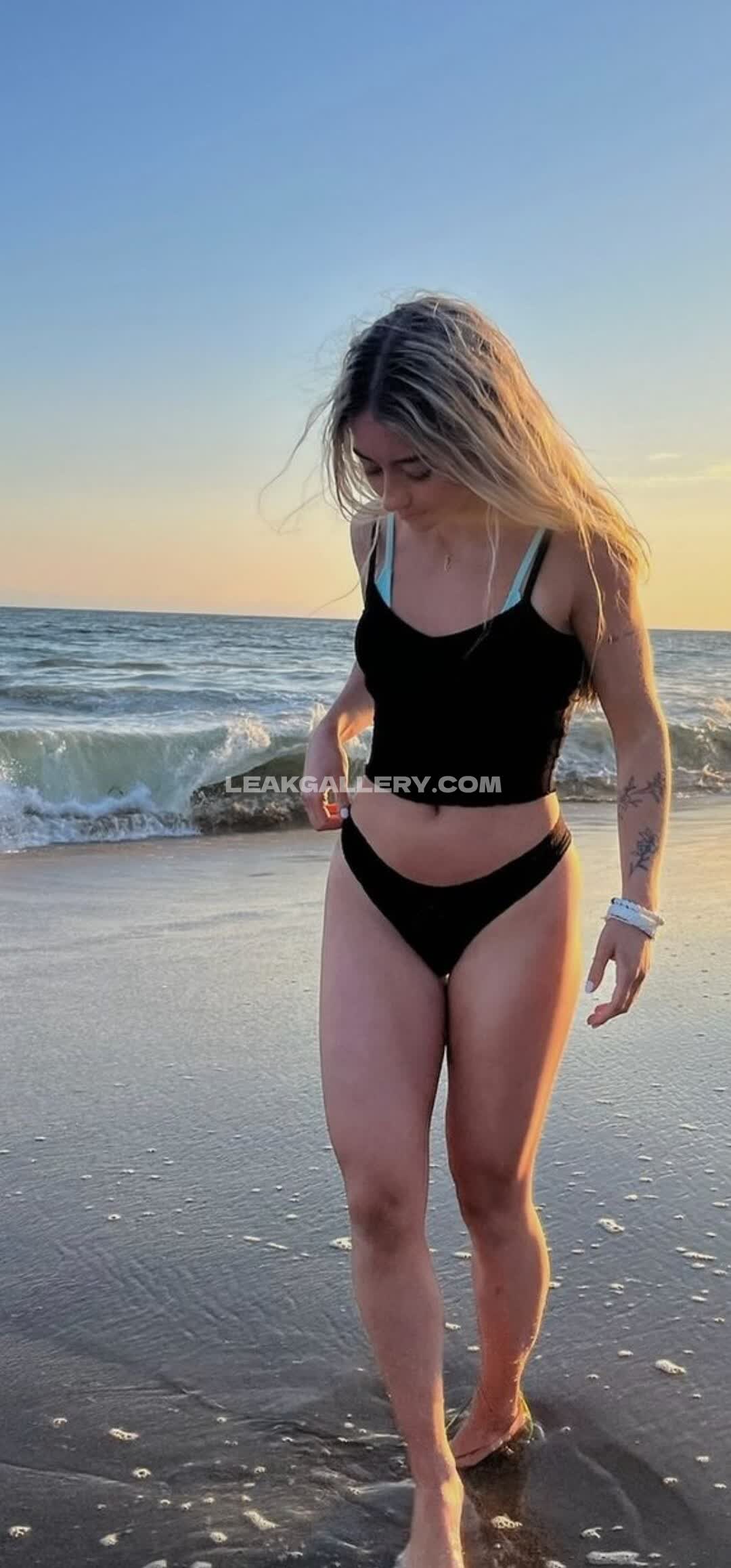 Courtneykuhnel / Courtney_kuhnel Exclusive Leaked Nude OnlyFans #2554008