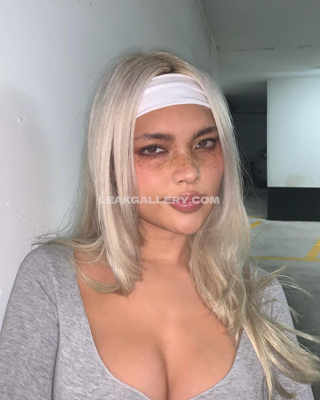 Diakimeko Exclusive Leaked Nude OnlyFans #2560784