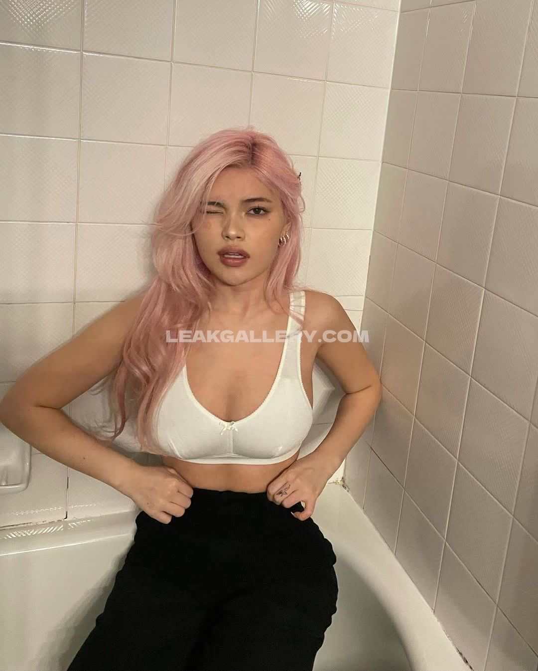 Diakimeko Exclusive Leaked Nude OnlyFans #2412638