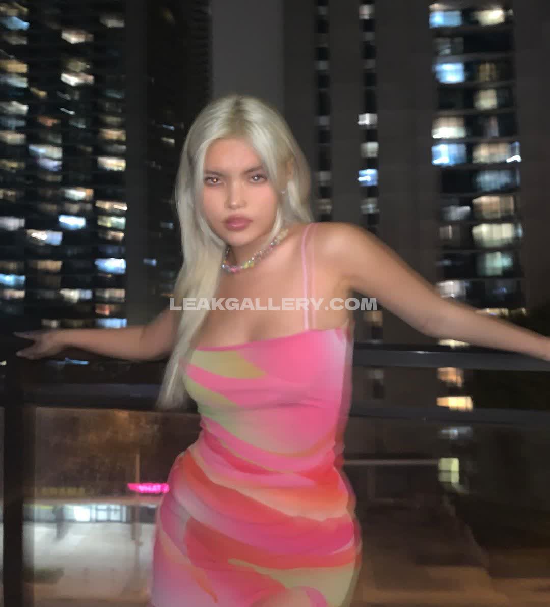 Diakimeko Exclusive Leaked Nude OnlyFans #2557064