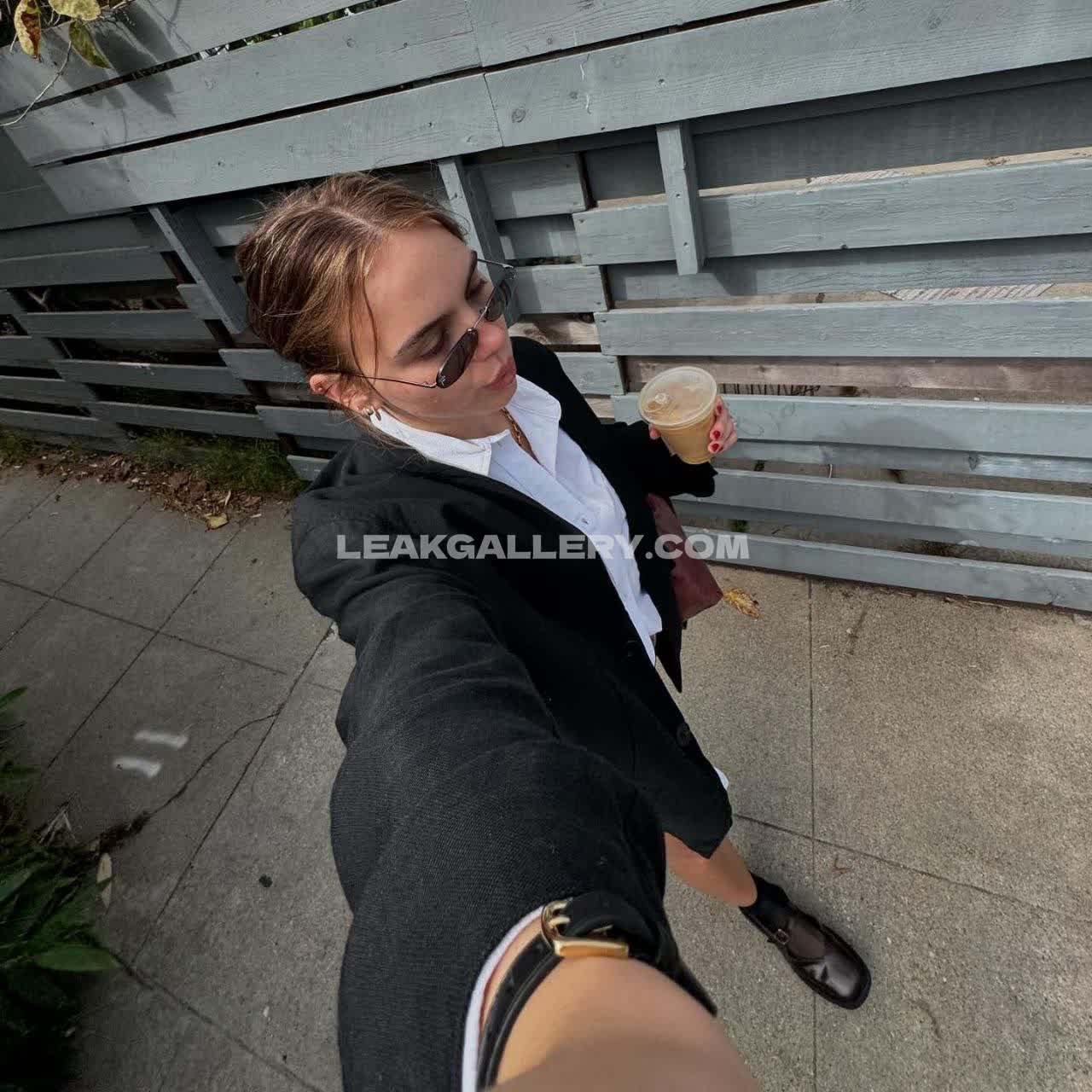 Emmabrookes / emmabrooks / emmibrooks Exklusiv geleakte Nacktbilder von OnlyFans #2448304