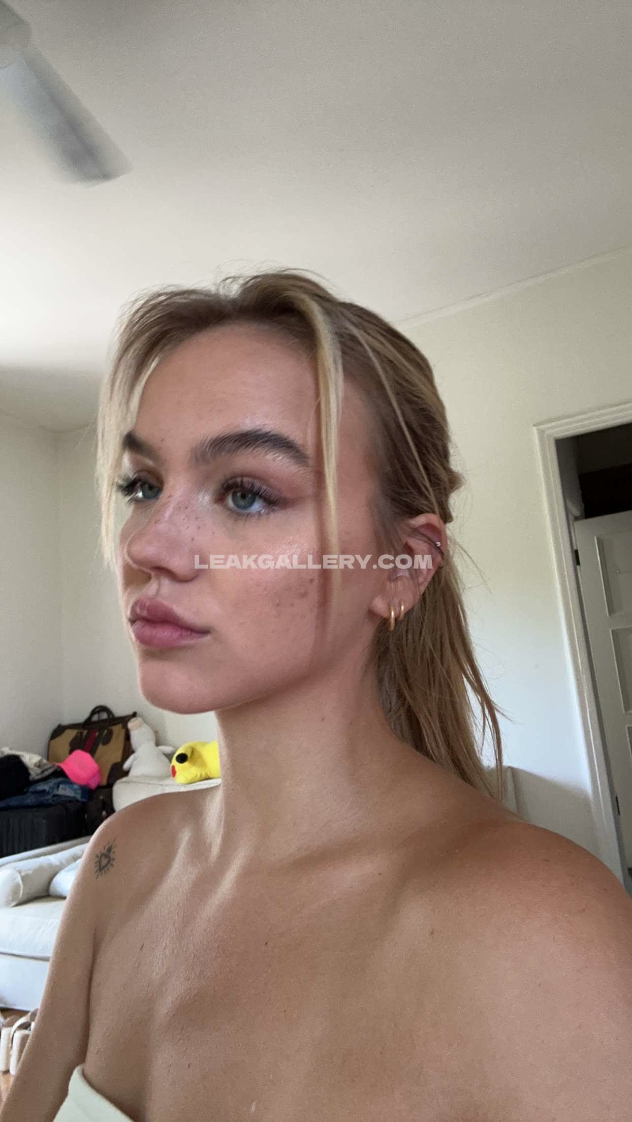 Emmabrookes / emmabrooks / emmibrooks 独家泄露的OnlyFans裸照 #2460199