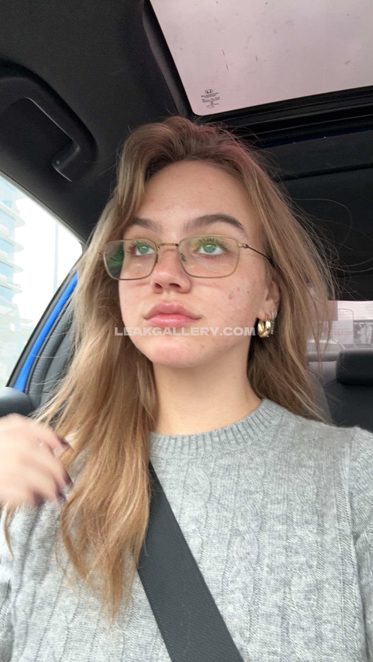 Emmabrookes / emmabrooks / emmibrooks Exclusive Leaked Nude OnlyFans #2456422
