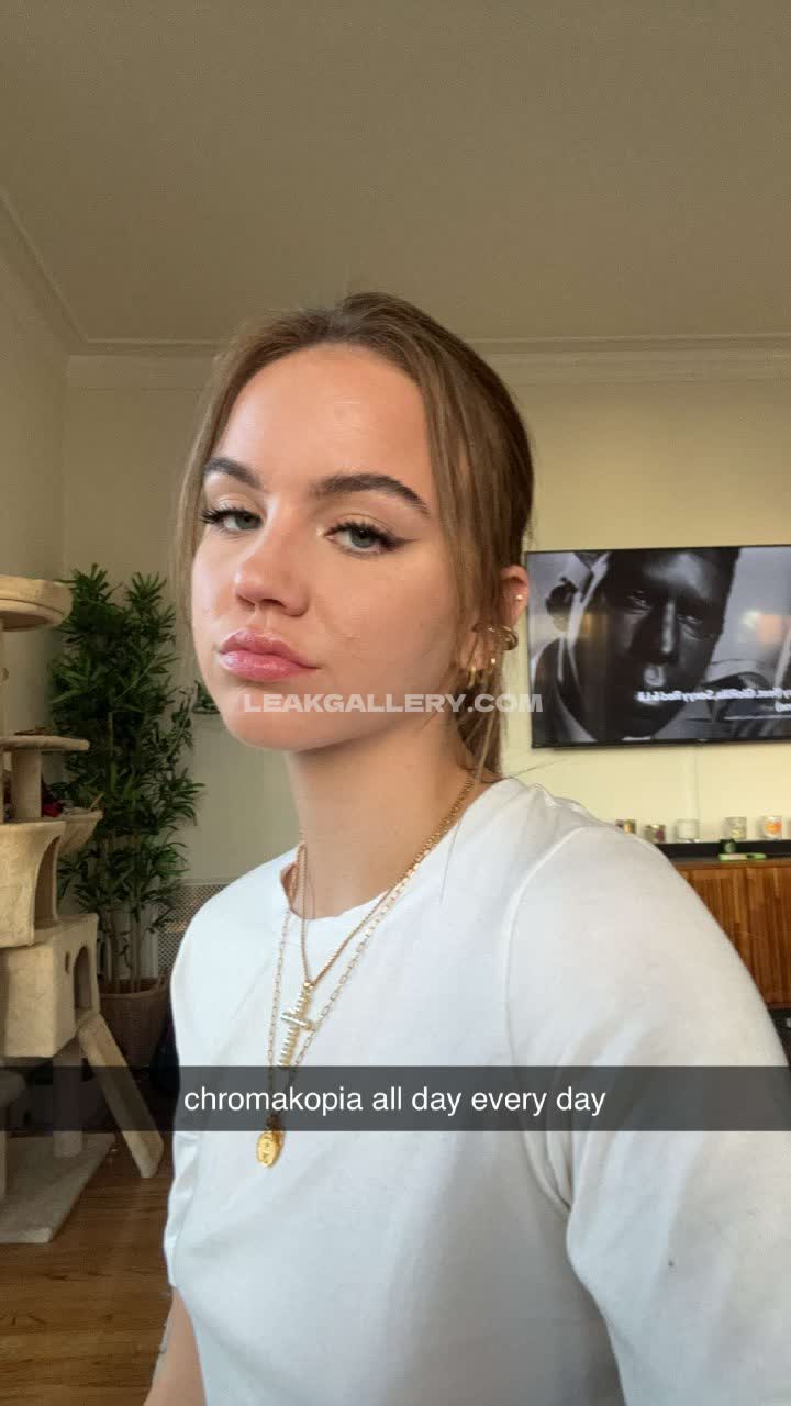 Emmabrookes / emmabrooks / emmibrooks Exklusiv geleakte Nacktbilder von OnlyFans #2459568