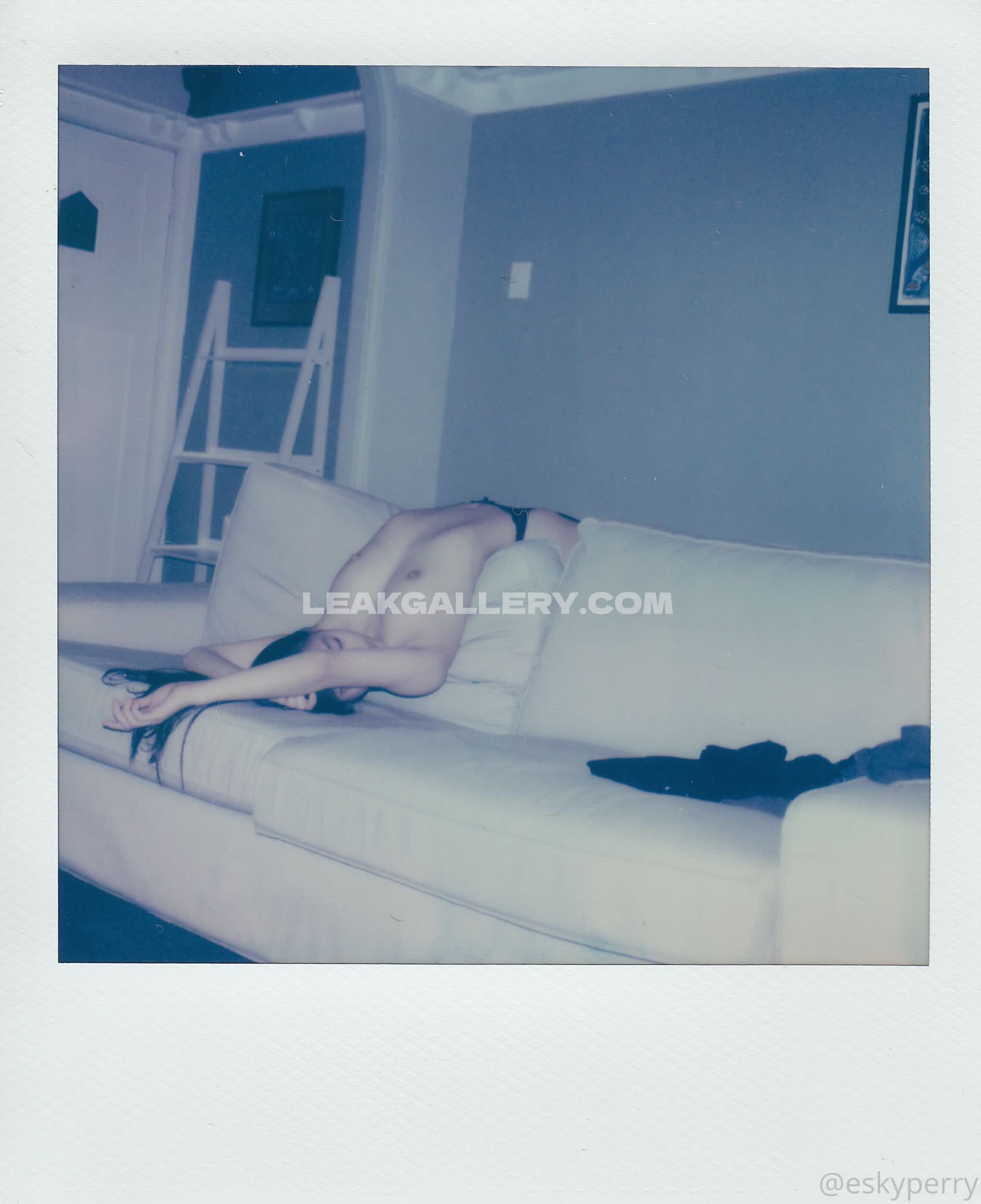 Eskyperry Exclusieve gelekte naaktcontent van OnlyFans #2814807