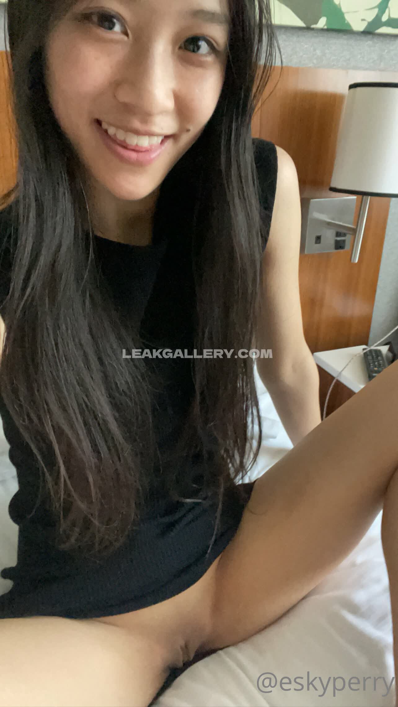Eskyperry Exclusive Leaked Nude OnlyFans #2925826
