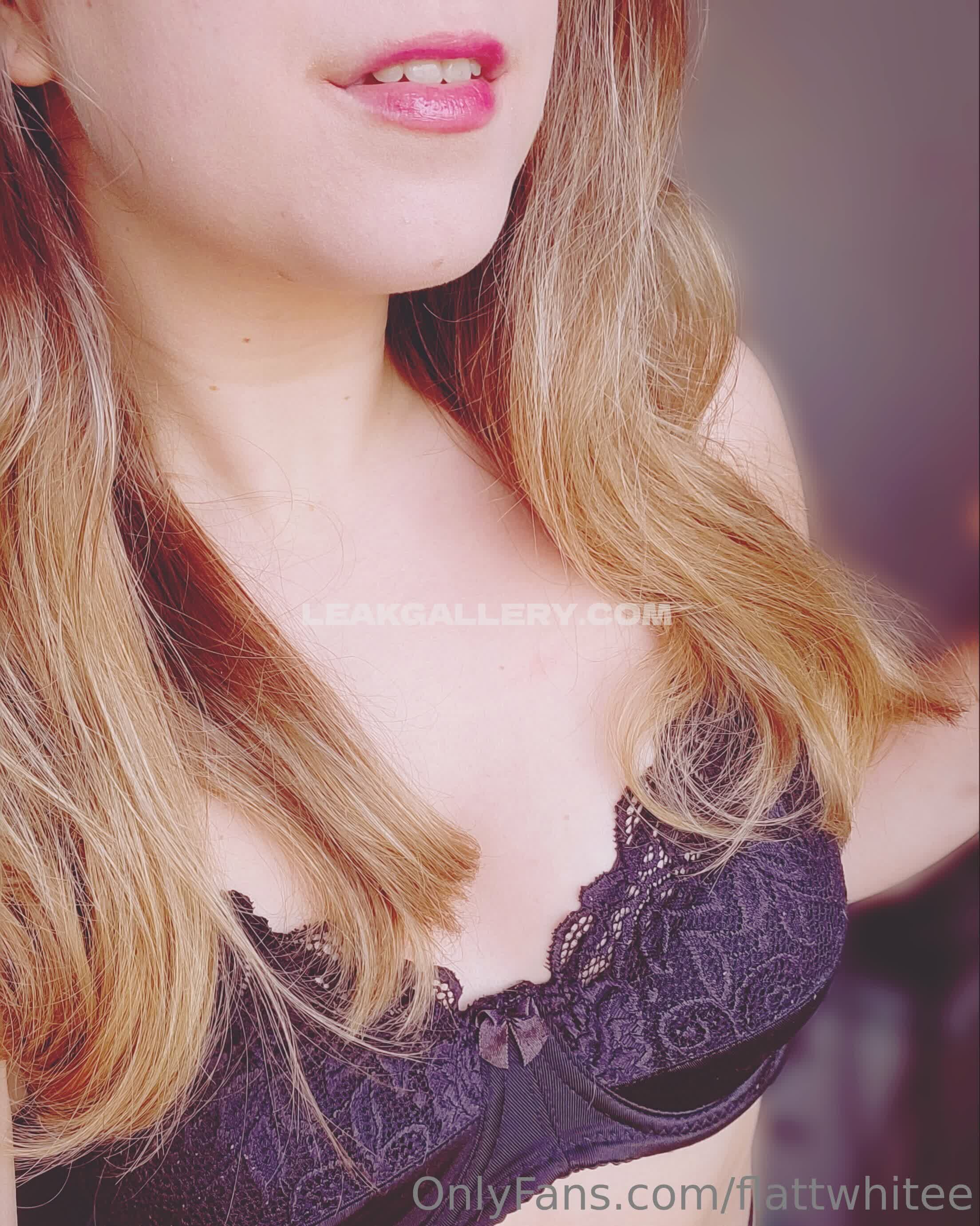 Flattwhitee OnlyFans Nudi in Esclusiva Trapela #2782764