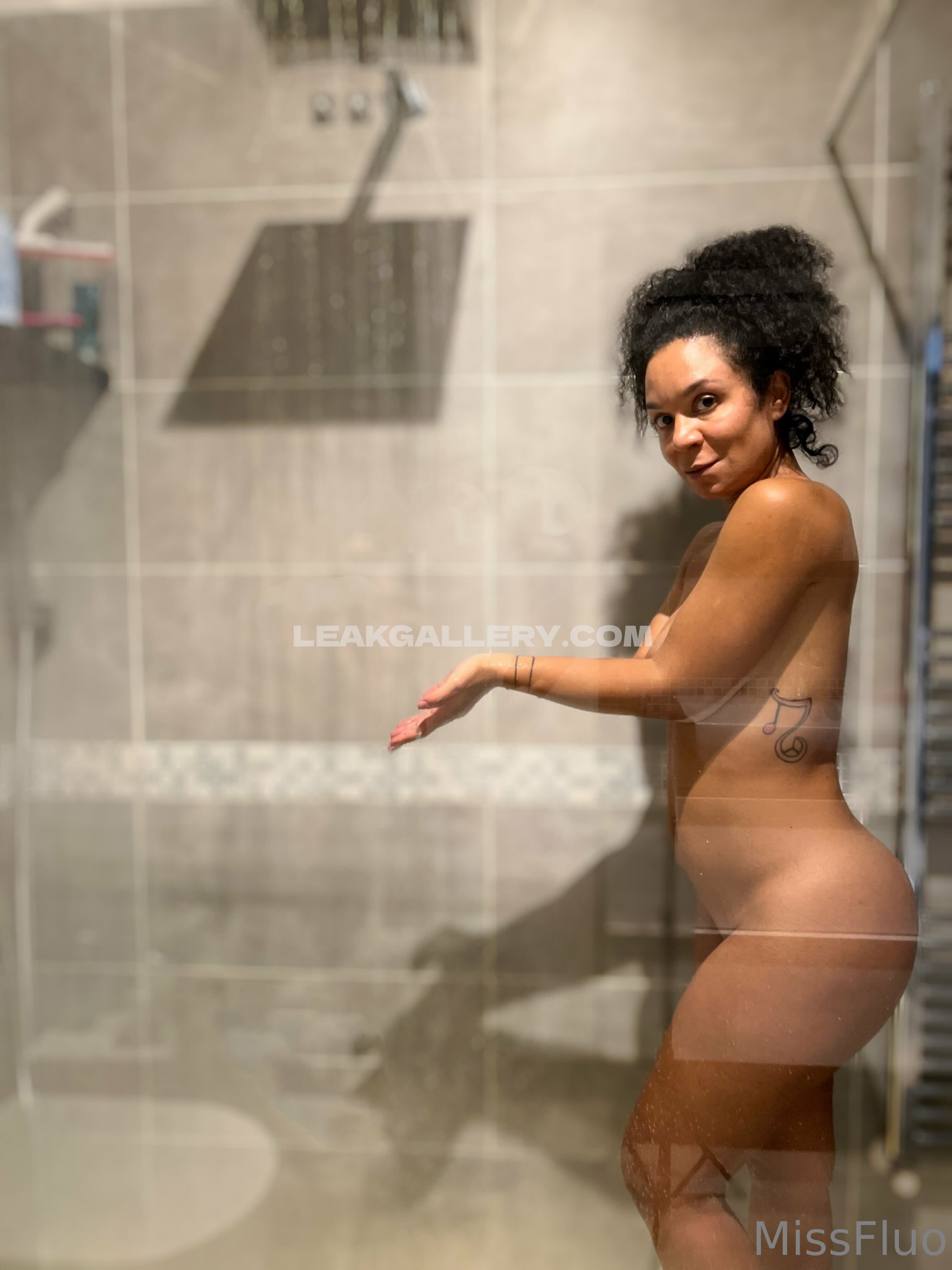 Fluoisreal Exclusive Leaked Nude OnlyFans #2818572