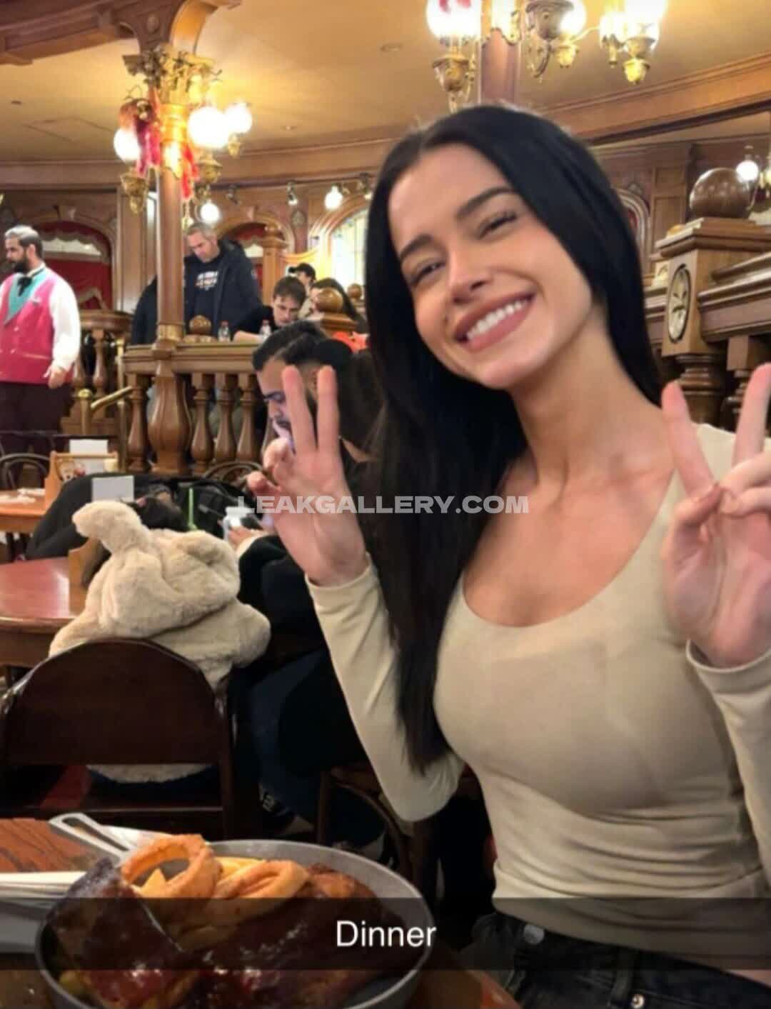 Leaelui Exclusive Leaked Nude OnlyFans #2472221