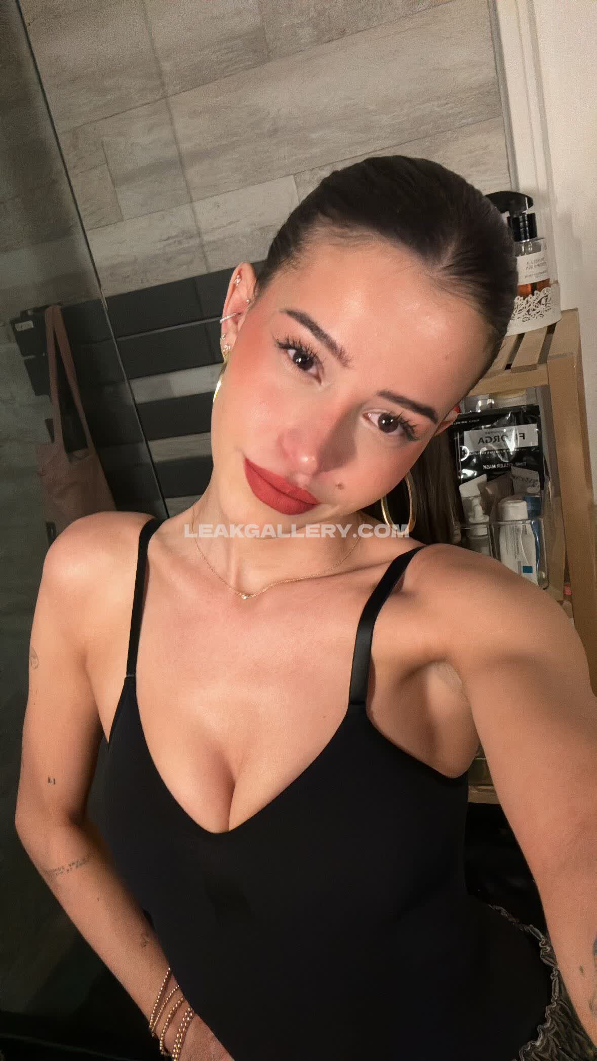 Leaelui Exclusive Leaked Nude OnlyFans #2472802