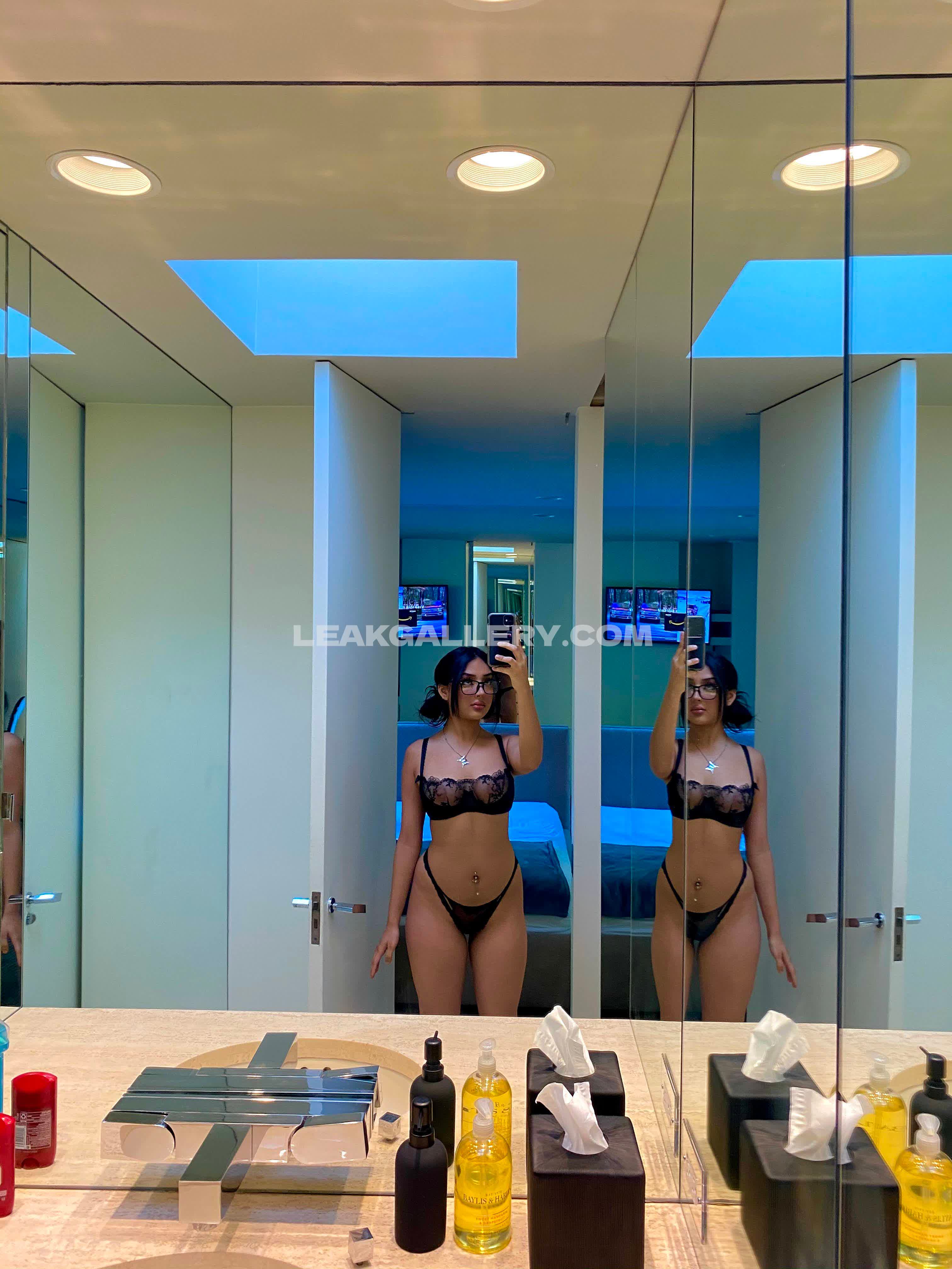 Neiima Exclusieve gelekte naaktcontent van OnlyFans #2575315