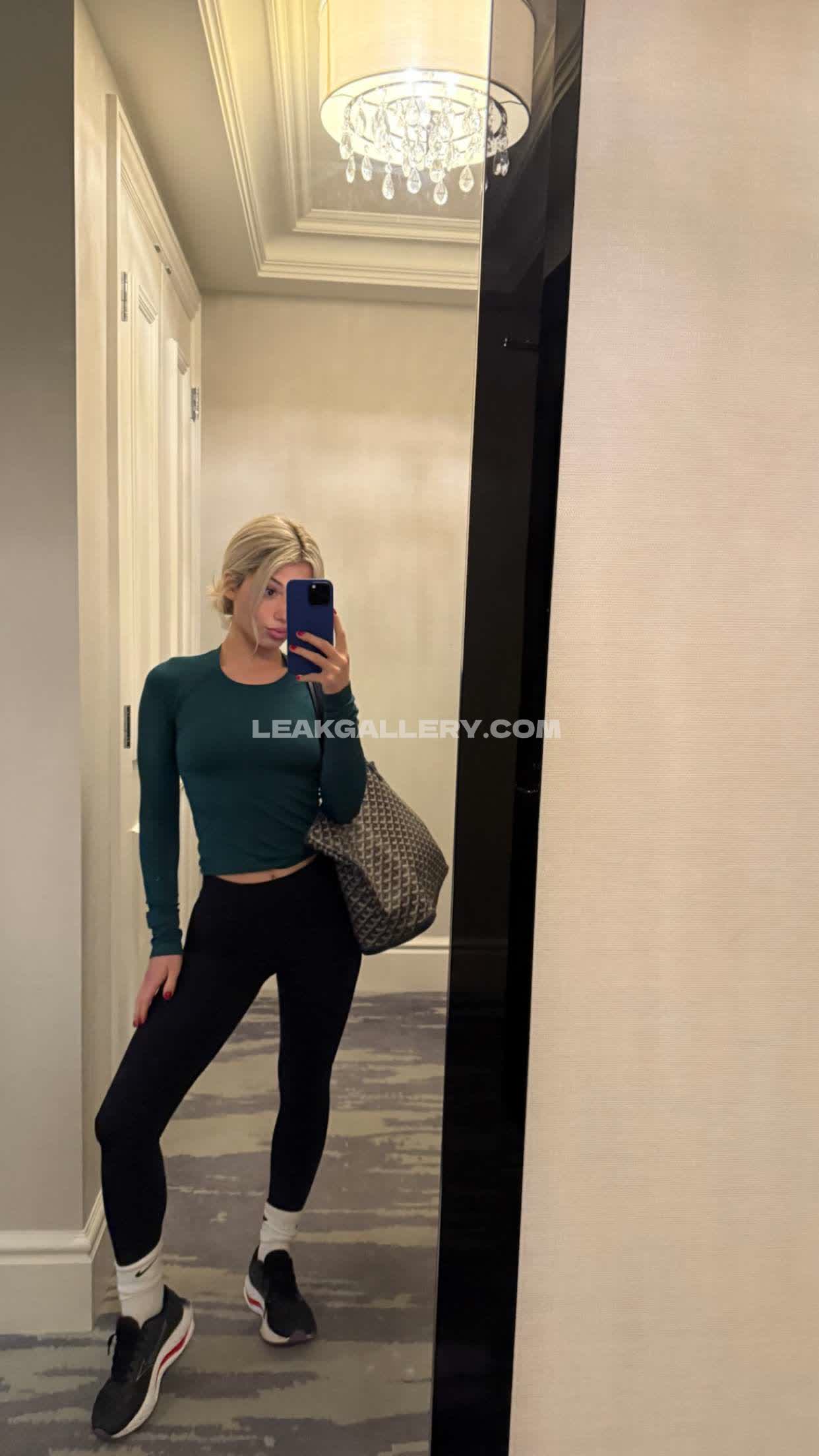 Overtimemegan / overtimemeg Exclusive Leaked Nude OnlyFans #2549818