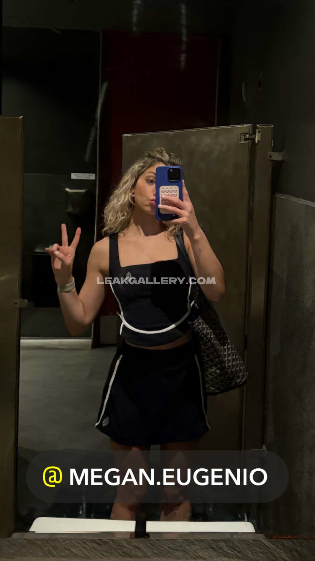 Overtimemegan / overtimemeg Exclusive Leaked Nude OnlyFans #2554651