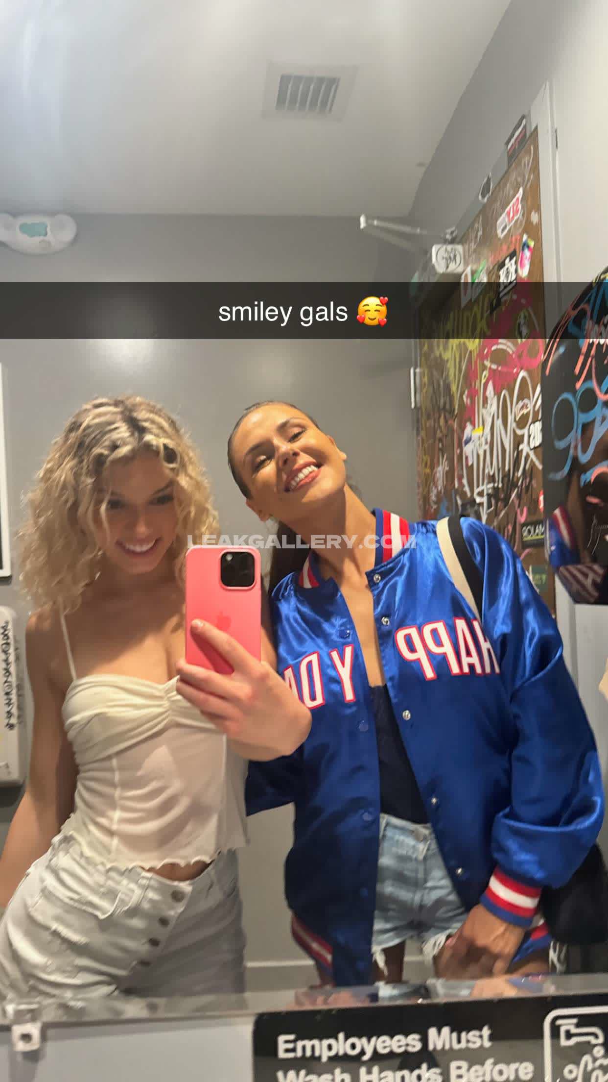 Overtimemegan / overtimemeg Exclusive Leaked Nude OnlyFans #2555722