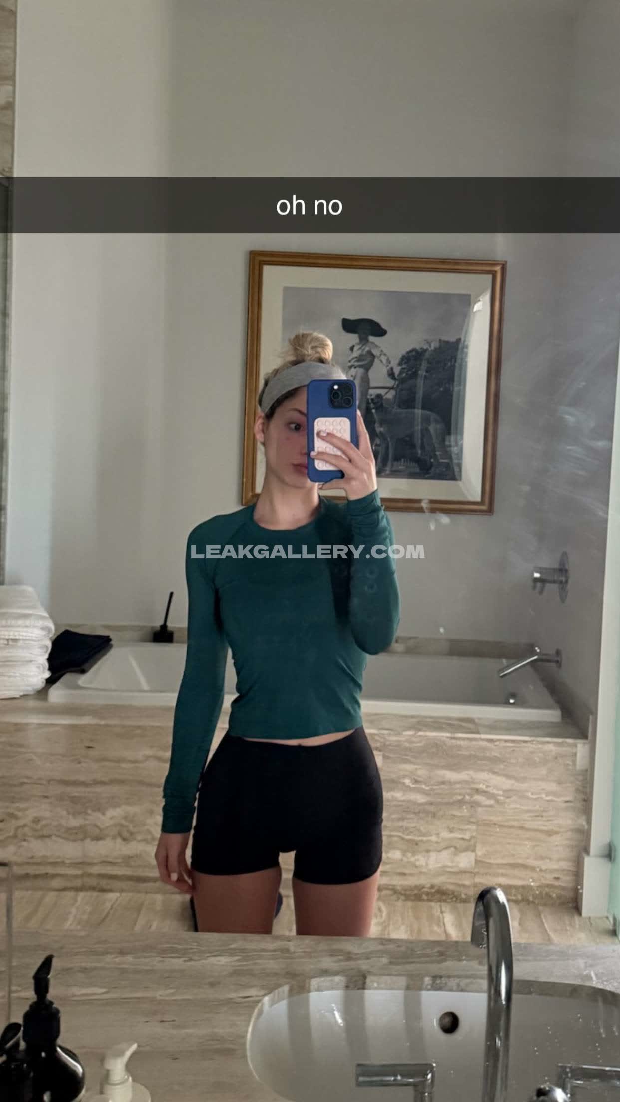 Overtimemegan / overtimemeg Exclusive Leaked Nude OnlyFans #2543239
