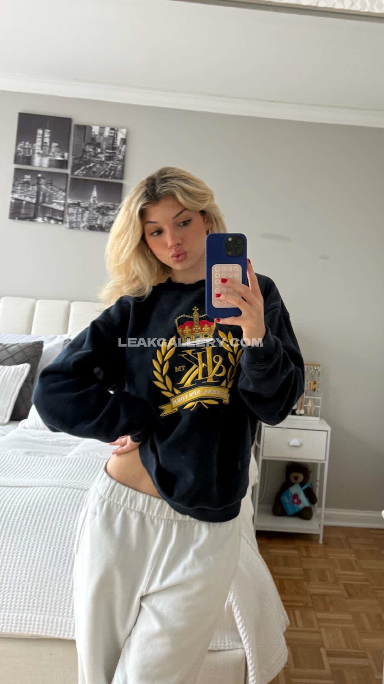 Overtimemegan / overtimemeg Exclusive Leaked Nude OnlyFans #2543166