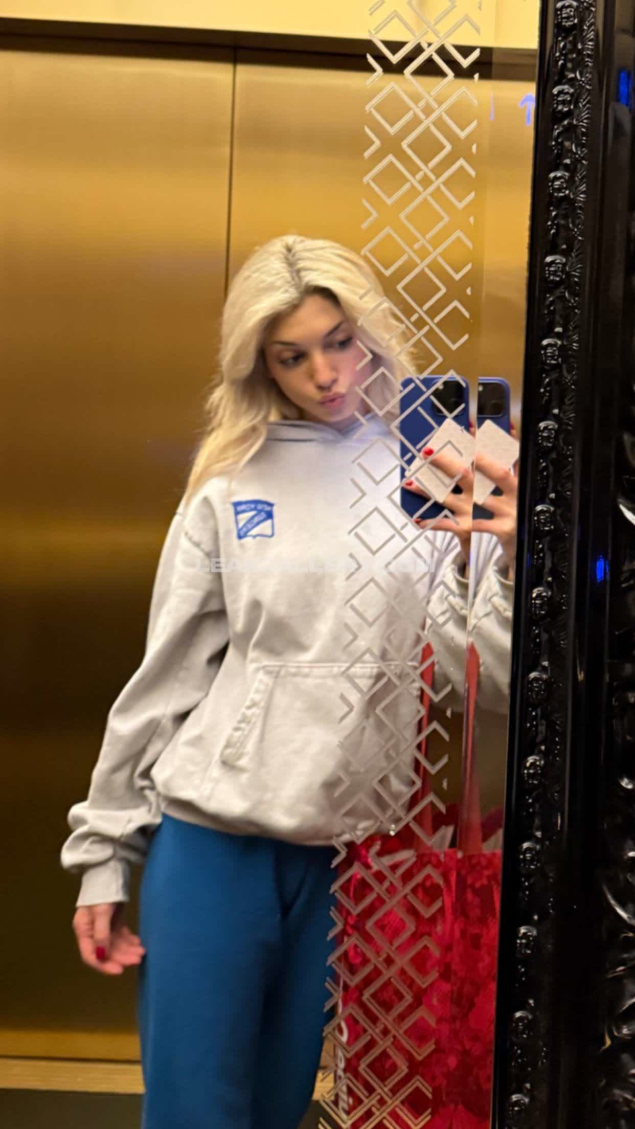 Overtimemegan / overtimemeg Exclusive Leaked Nude OnlyFans #2545633