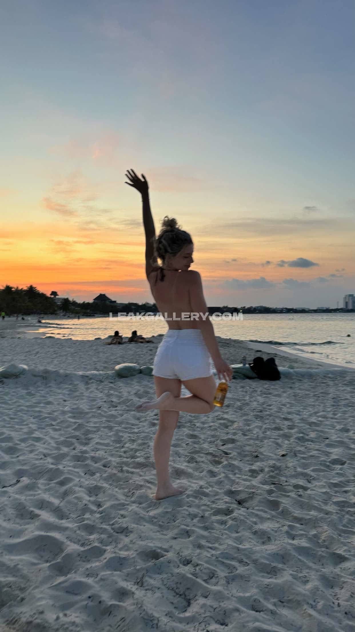 Overtimemegan / overtimemeg OnlyFans Nudi in Esclusiva Trapela #2562501