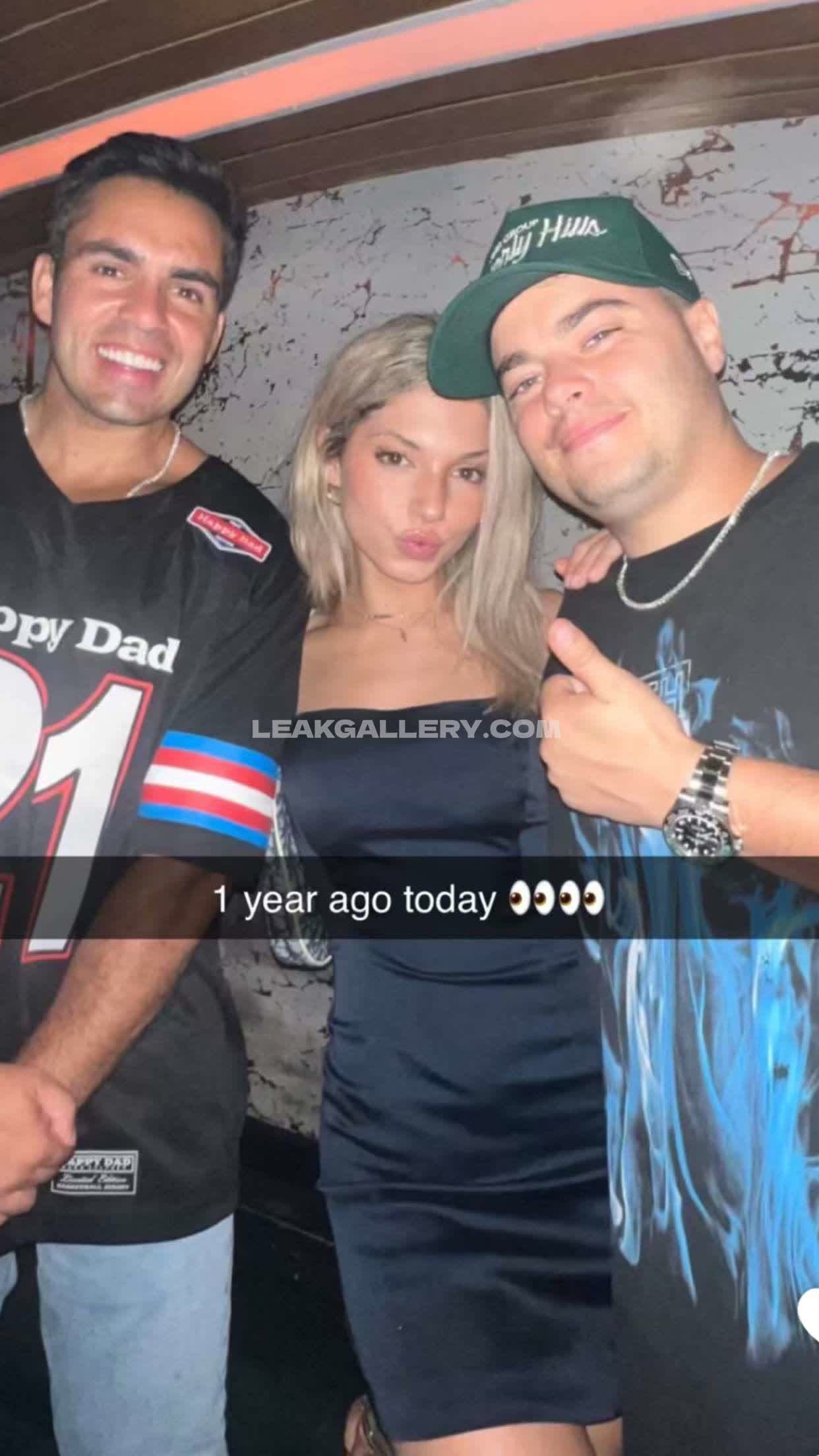 Overtimemegan / overtimemeg Exclusive Leaked Nude OnlyFans #2554797
