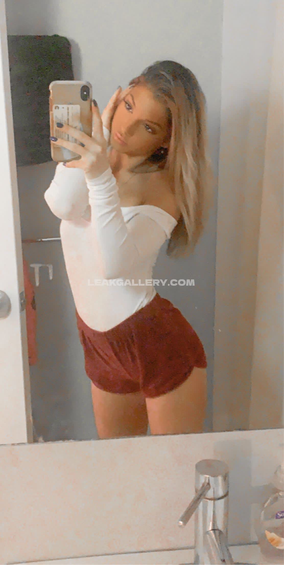Overtimemegan / overtimemeg Exclusive Leaked Nude OnlyFans #2545914
