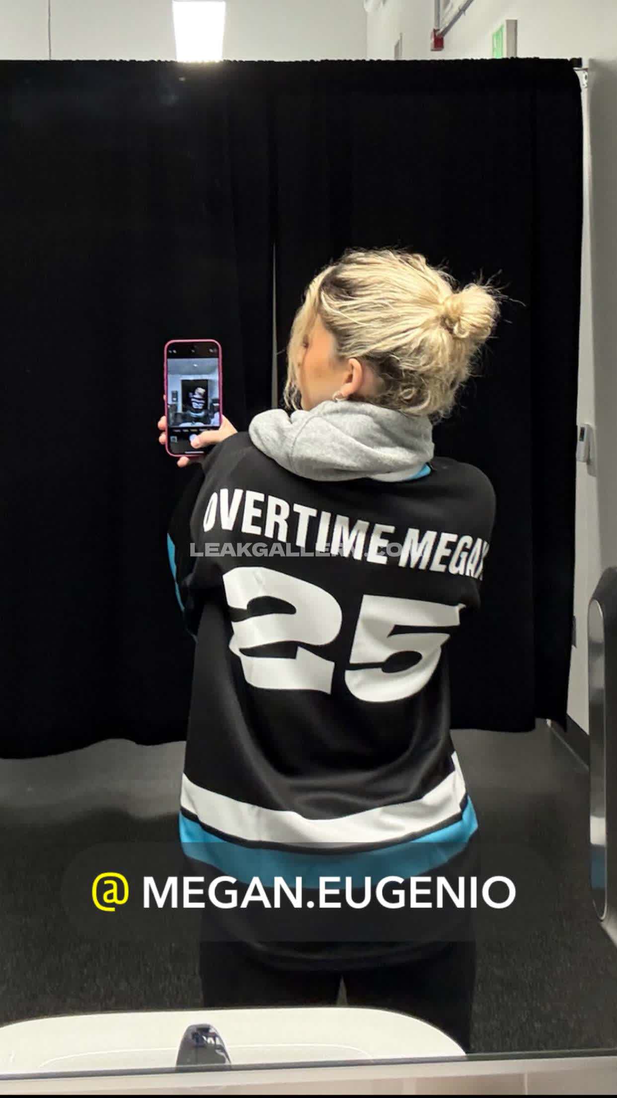Overtimemegan / overtimemeg 独占リークされたOnlyFansヌード #2557808