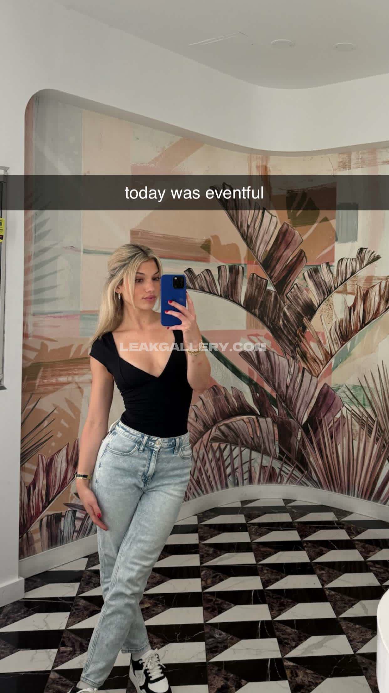 Overtimemegan / overtimemeg Exclusive Leaked Nude OnlyFans #2544763