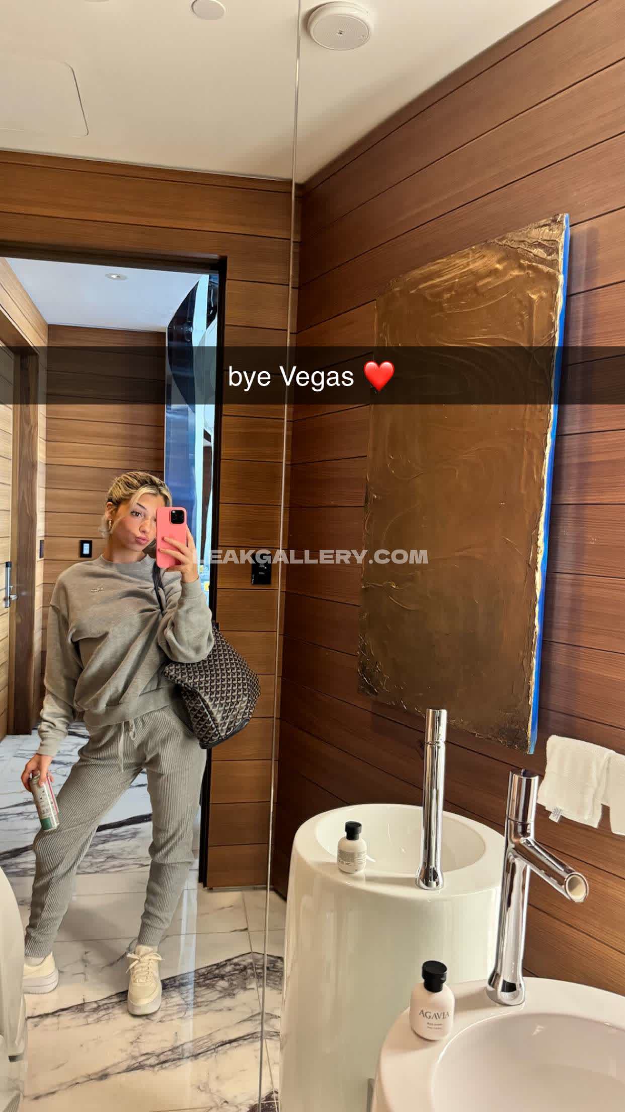 Overtimemegan / overtimemeg Exclusive Leaked Nude OnlyFans #2556629