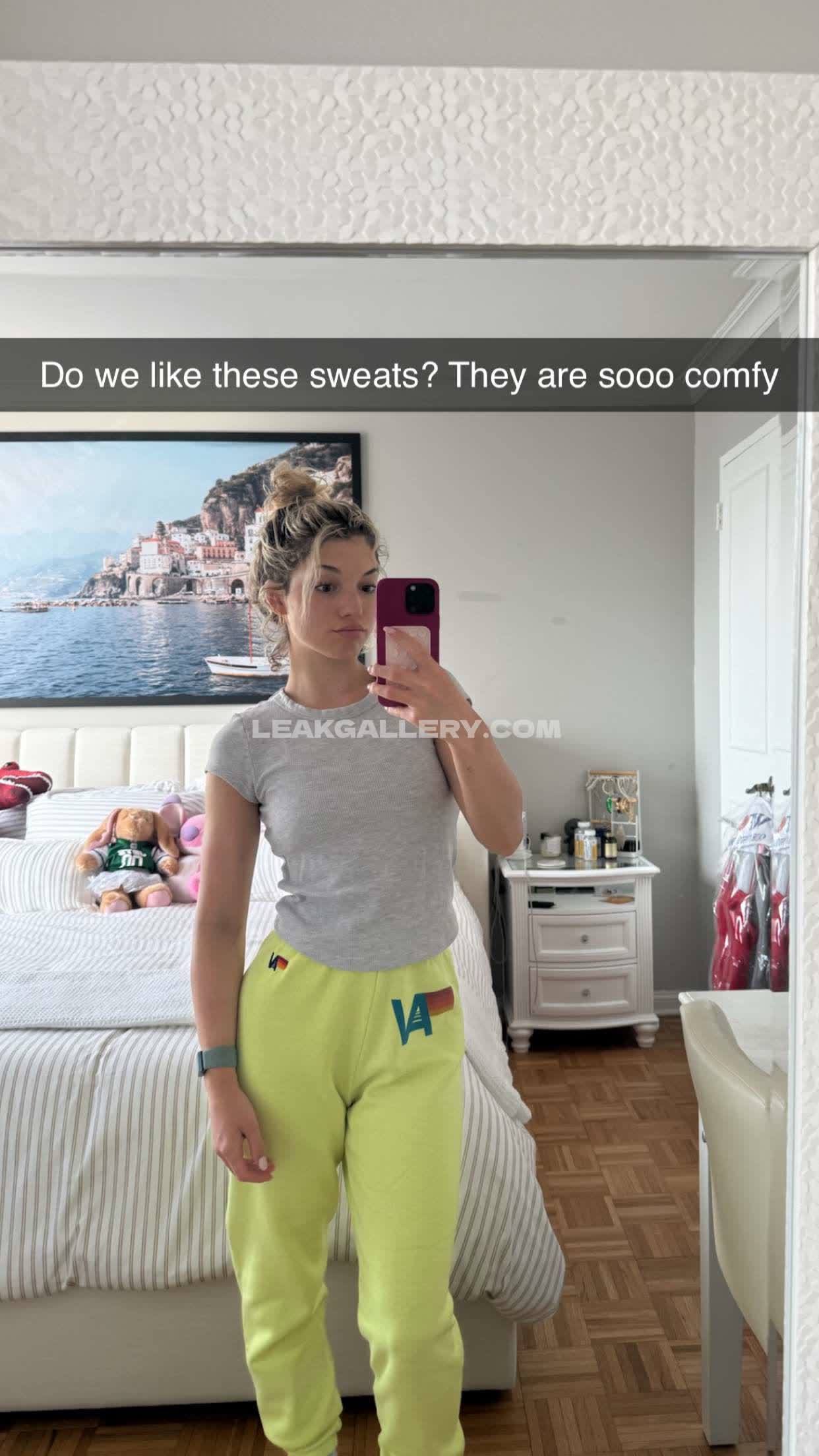 Overtimemegan / overtimemeg Exclusive Leaked Nude OnlyFans #2544329