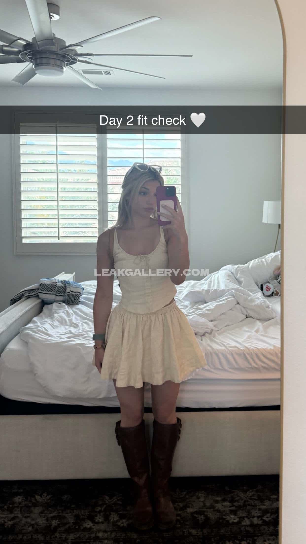 Overtimemegan / overtimemeg Exclusive Leaked Nude OnlyFans #2550773