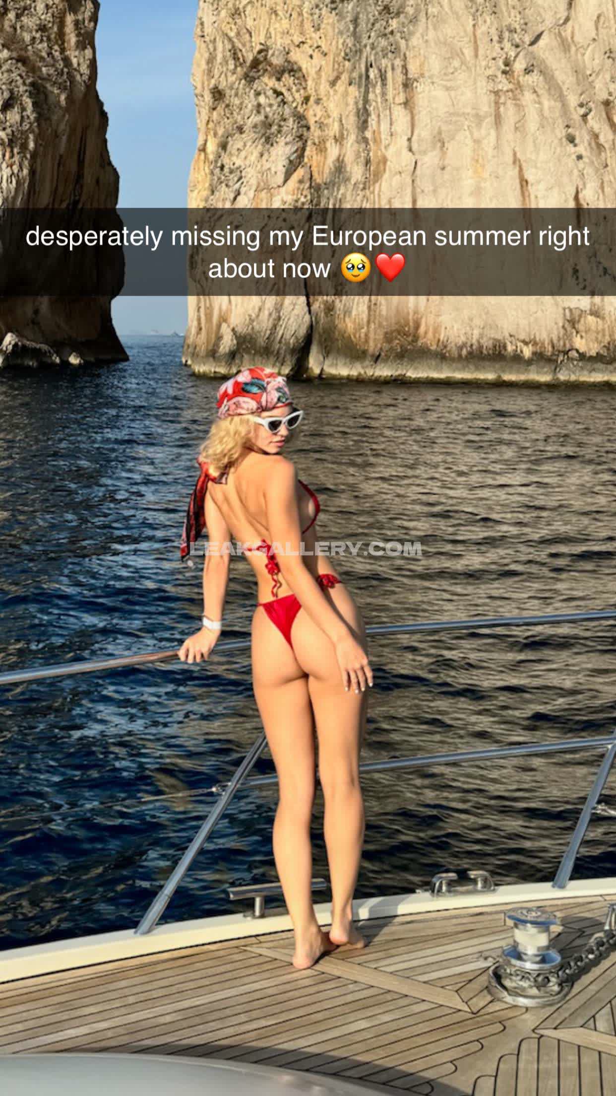 Overtimemegan / overtimemeg Exclusive Leaked Nude OnlyFans #2543777