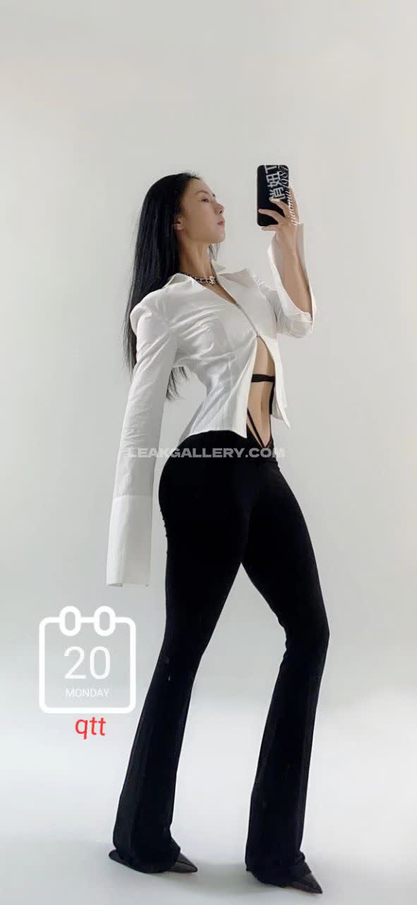 Qiaoniutt Exclusive Leaked Nude OnlyFans #2600609