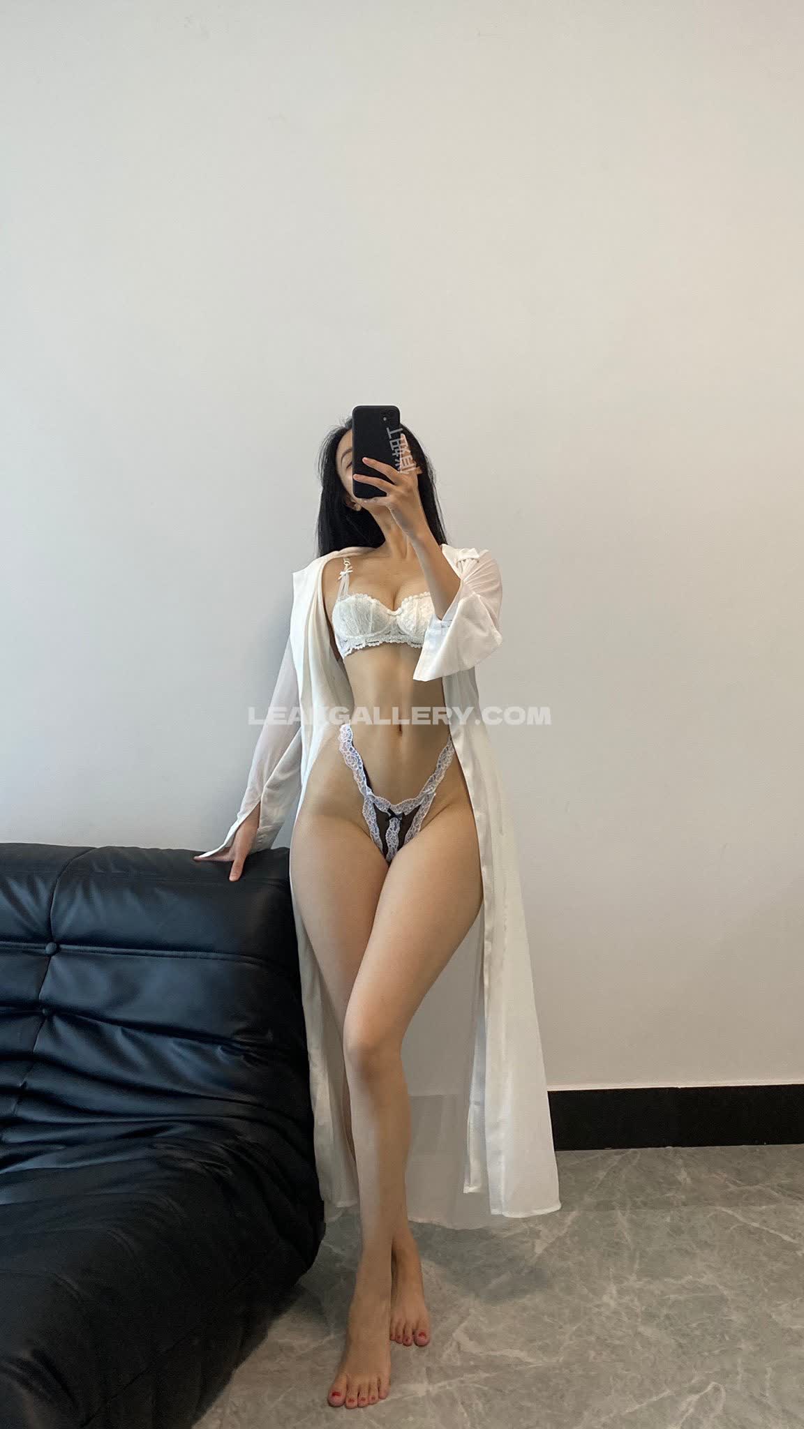 Qiaoniutt Exclusive Leaked Nude OnlyFans #2596235