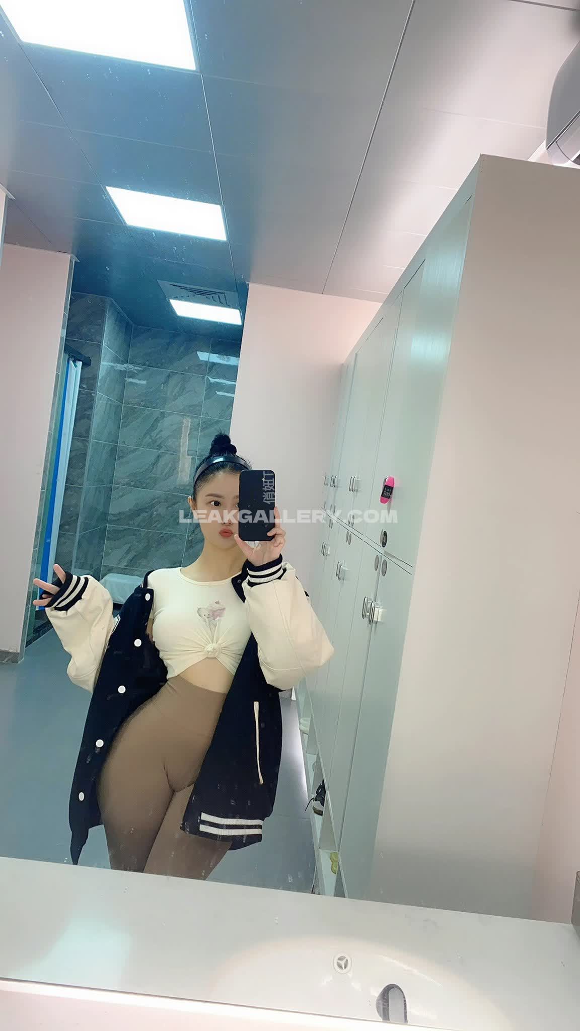 Qiaoniutt Exclusive Leaked Nude OnlyFans #2598998