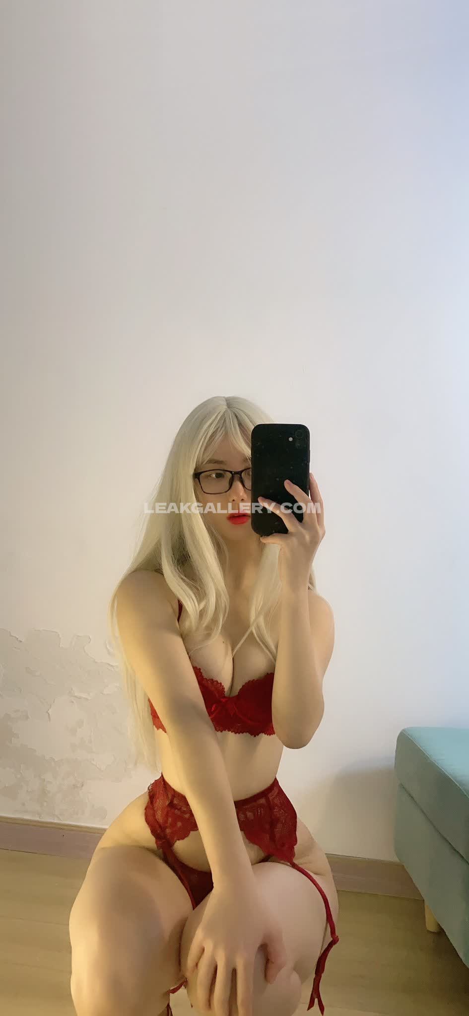 Qiaoniutt Exclusive Leaked Nude OnlyFans #2600909