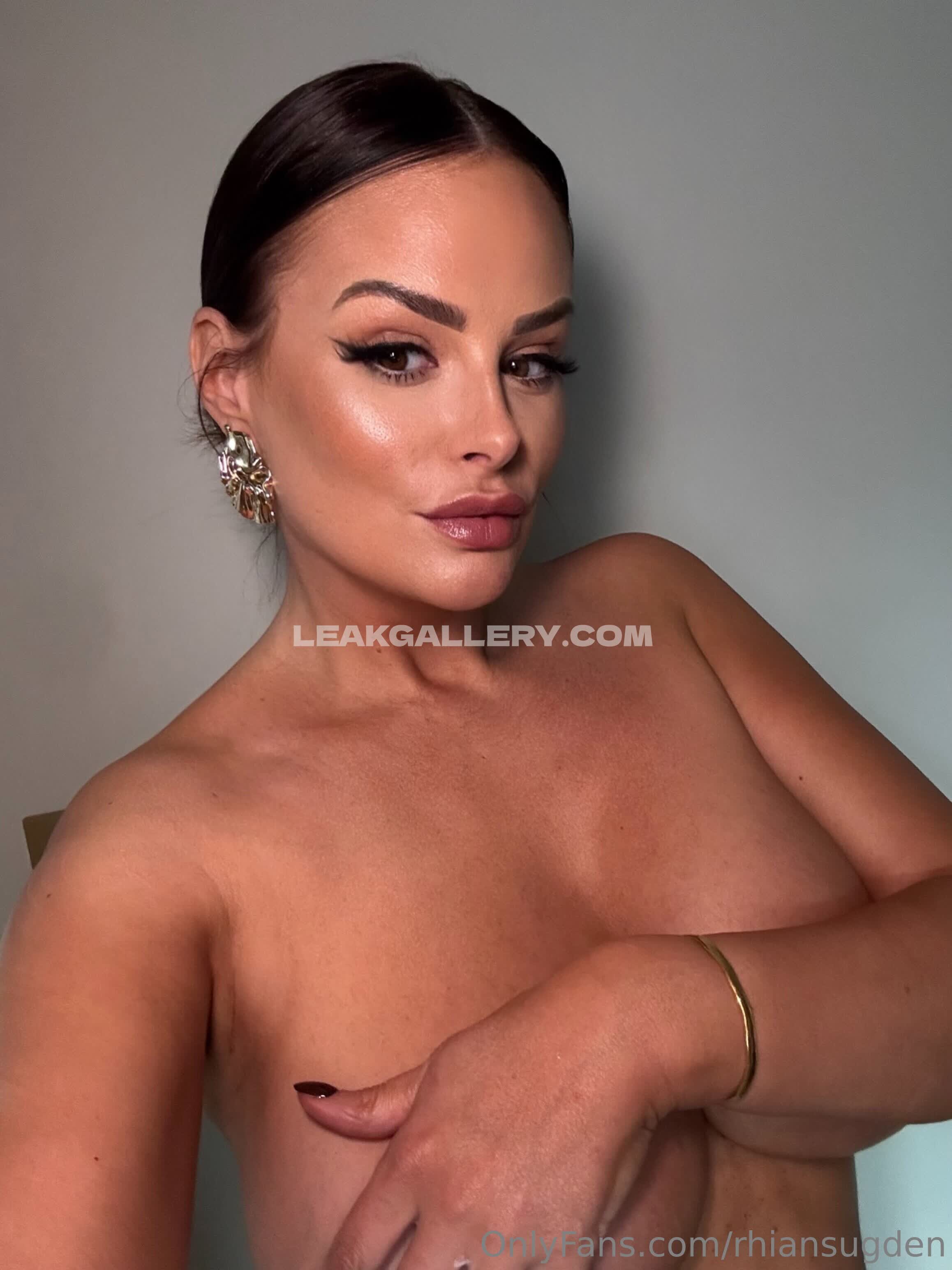 Rhiansugden Exclusive Leaked Nude OnlyFans #8364929