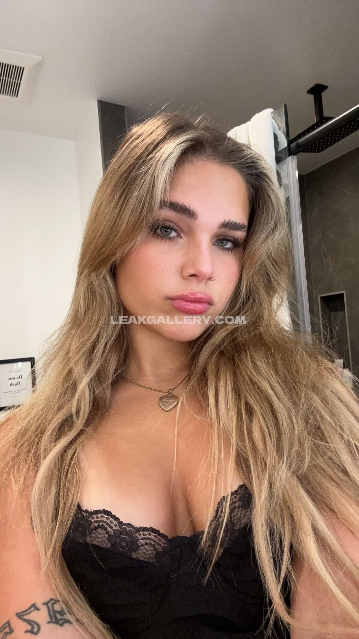 Skilahblue Exclusive Leaked Nude OnlyFans #2410780