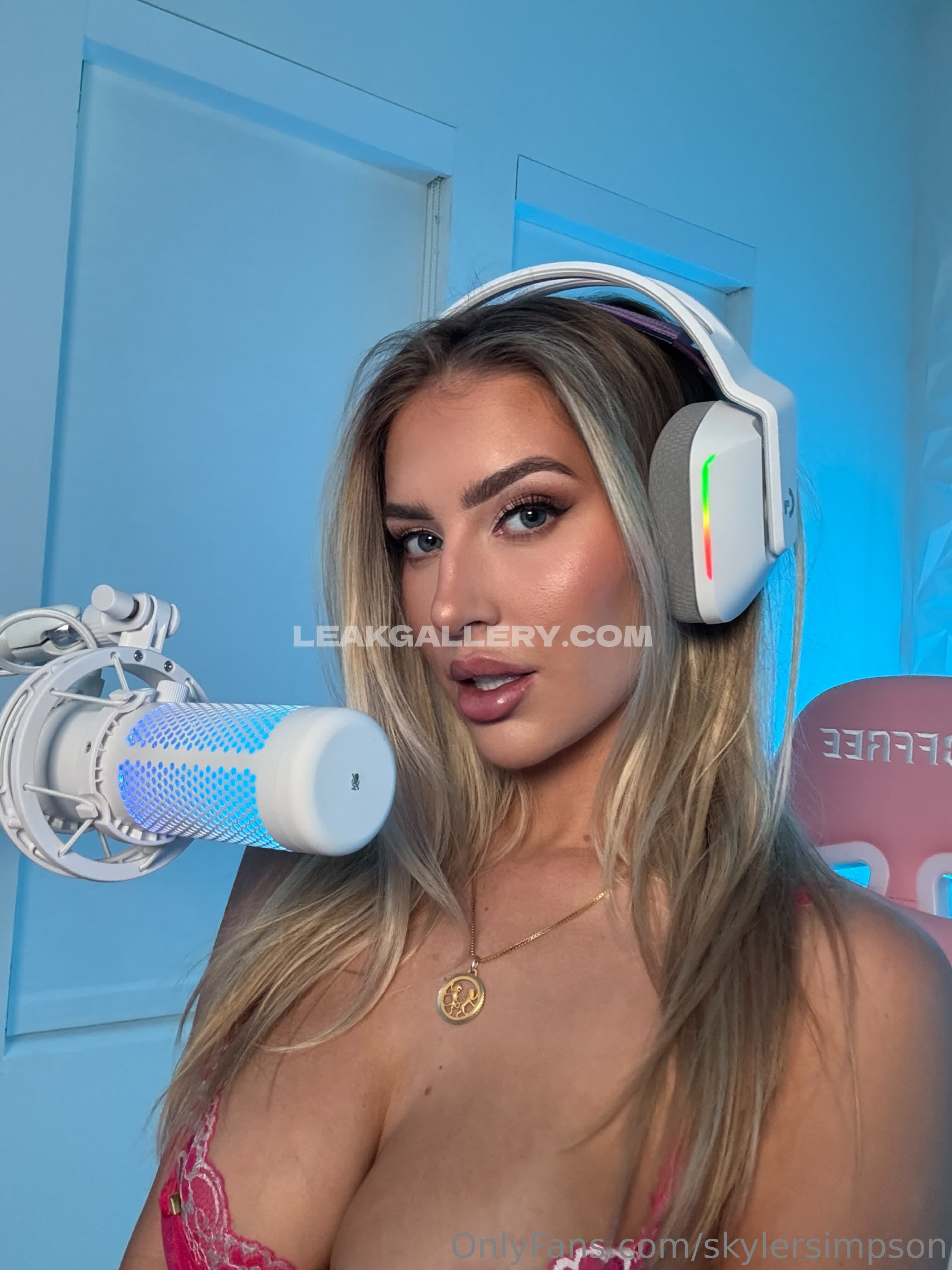 Skylersimpson Exclusive Leaked Nude OnlyFans #8362606