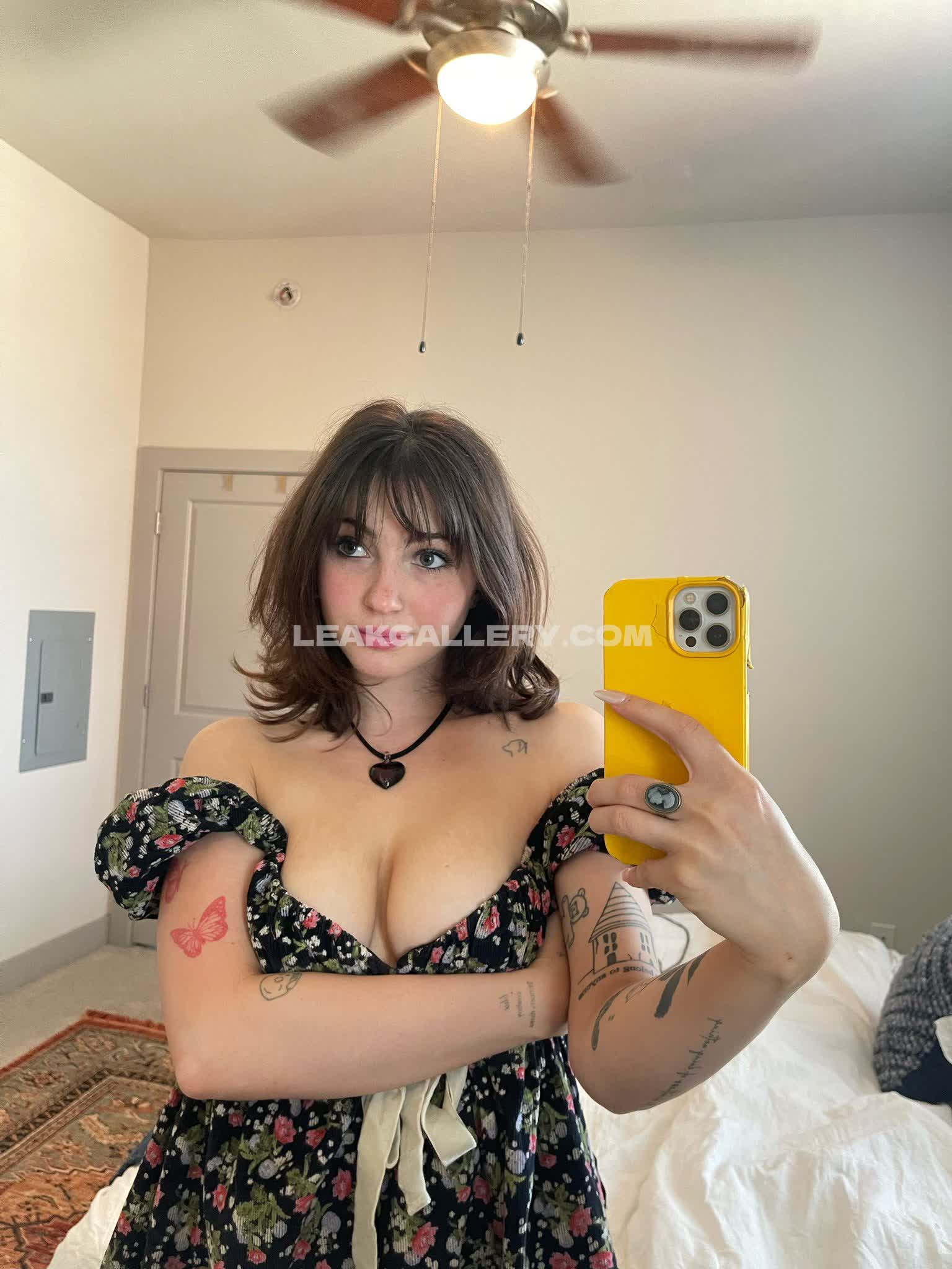 Soph8983 Exclusive Leaked Nude OnlyFans #2455336