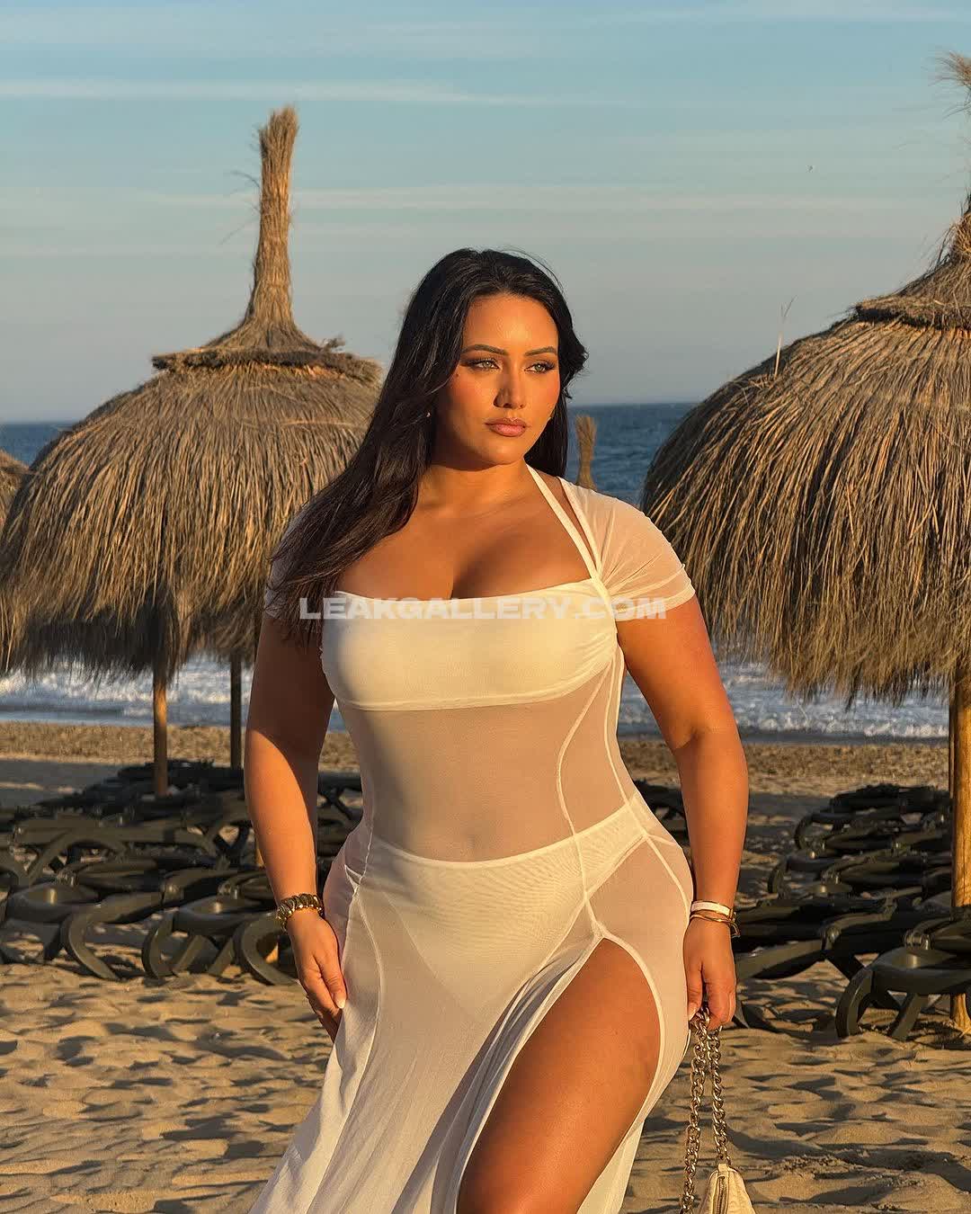 Yasminnie Exclusive Leaked Nude OnlyFans #2575244