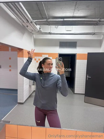 Alyshanewman Exclusive Leaked Nude Onlyfans #590235