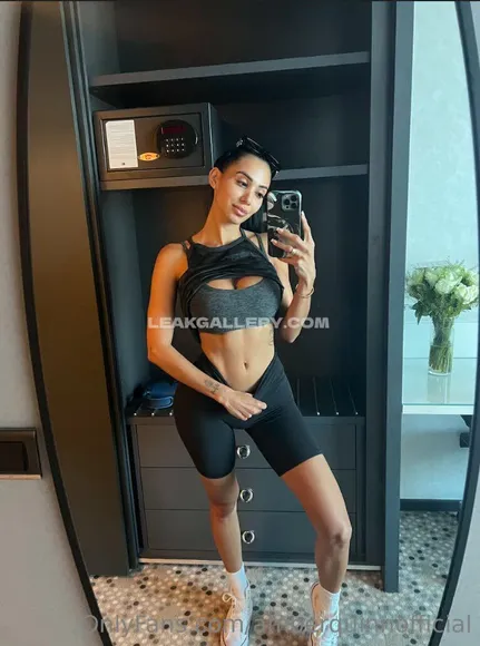 Amberquinnofficial Exclusive Leaked Nude Onlyfans #1007311