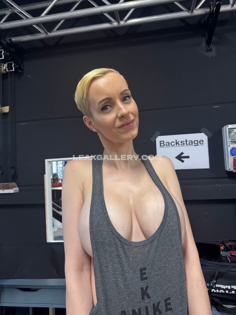 Anikeekina Exclusive Leaked Nude OnlyFans #816248