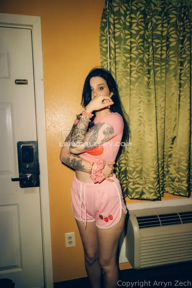 Arryn Exclusive Leaked Nude Onlyfans #755052