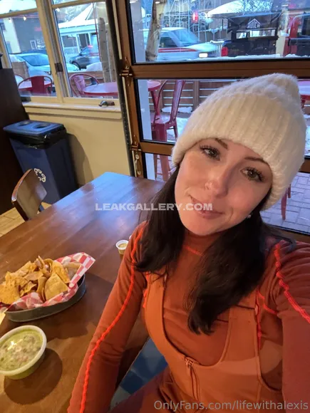 Boundbyalexis / lifewithalexis Exclusive Leaked Nude Onlyfans #1013451