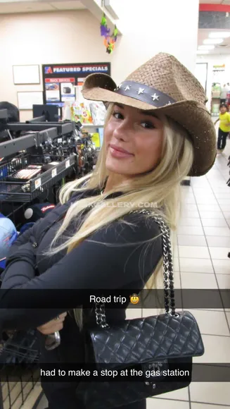 Breckie / breckiehill Exclusive Leaked Nude Onlyfans #5385