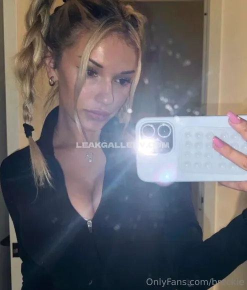 Breckie / breckiehill Exclusive Leaked Nude Onlyfans #315851