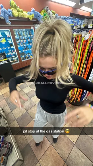 Breckie / breckiehill Exclusive Leaked Nude Onlyfans #5587