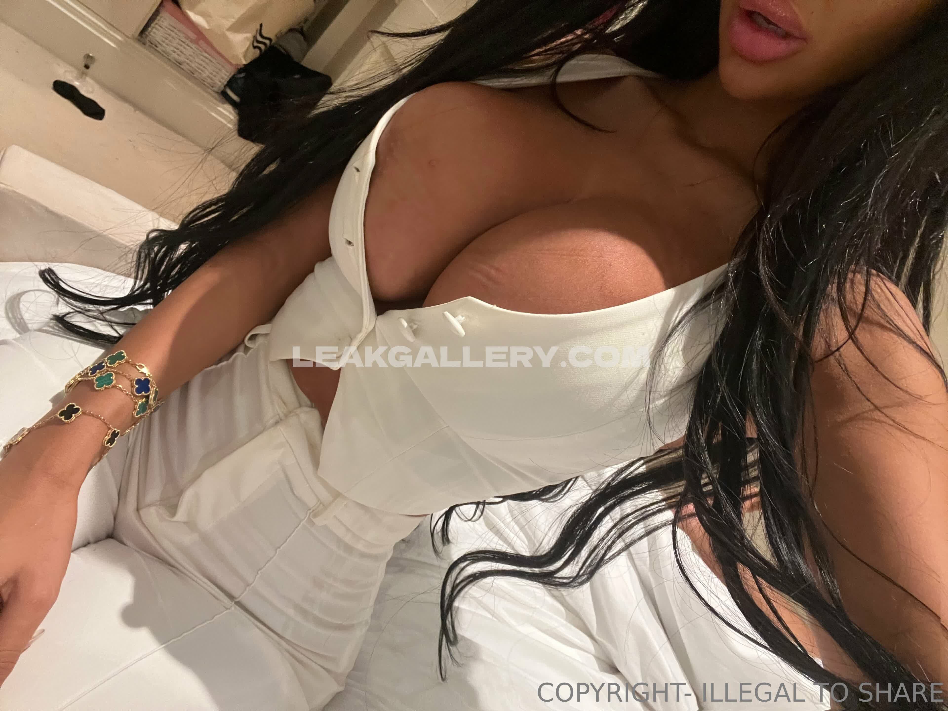 Chloesaxon Exclusive Leaked Nude OnlyFans #1558063